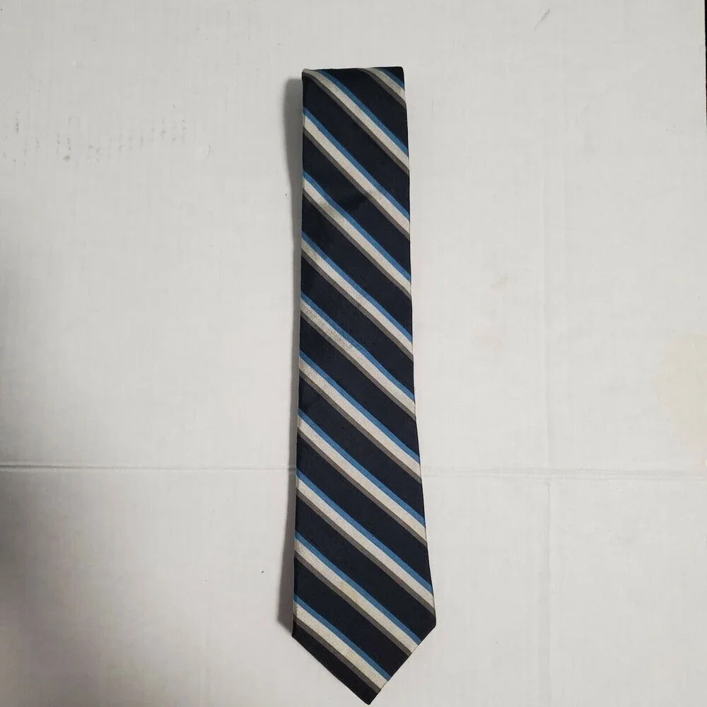 Oleg Cassini‎ Exclusive for Academy Awards Vintage Men's Tie Blue Silver Stripes